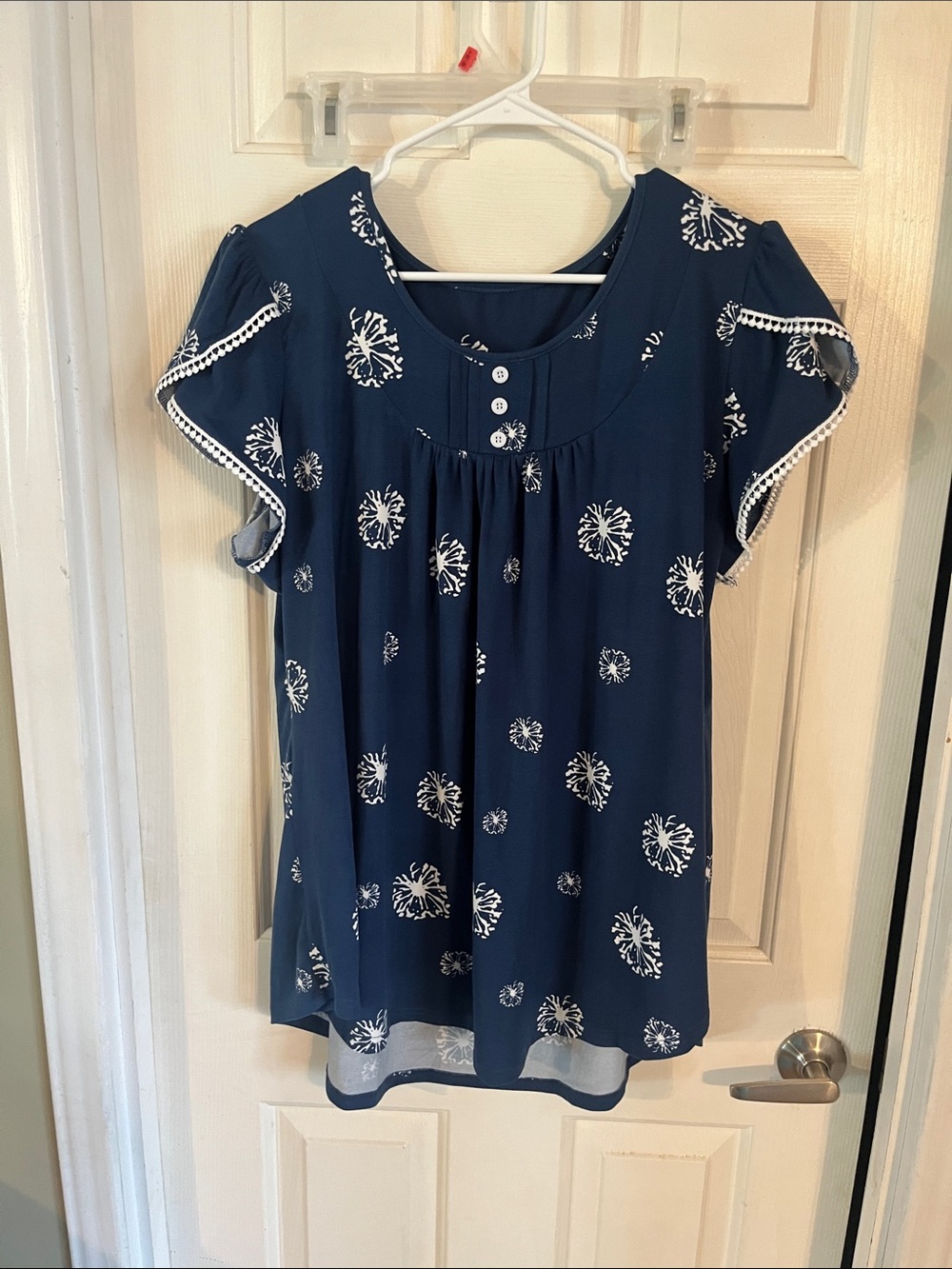 Women’s 2X Navy Blue Floral Print Short Sleeve Top